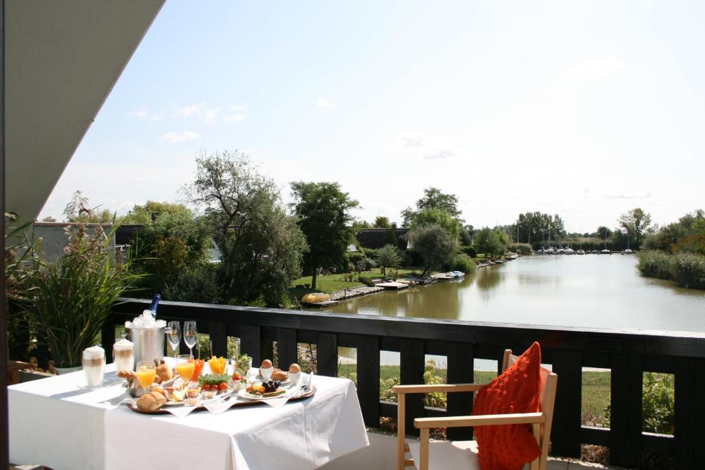 Hoteldorf Seepark Weiden Weiden am See Δωμάτιο φωτογραφία